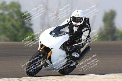 media/Sep-20-2025-TrackDaz (Sat) [[27f0cde673]]/B Group/1120am (Turn 2)/